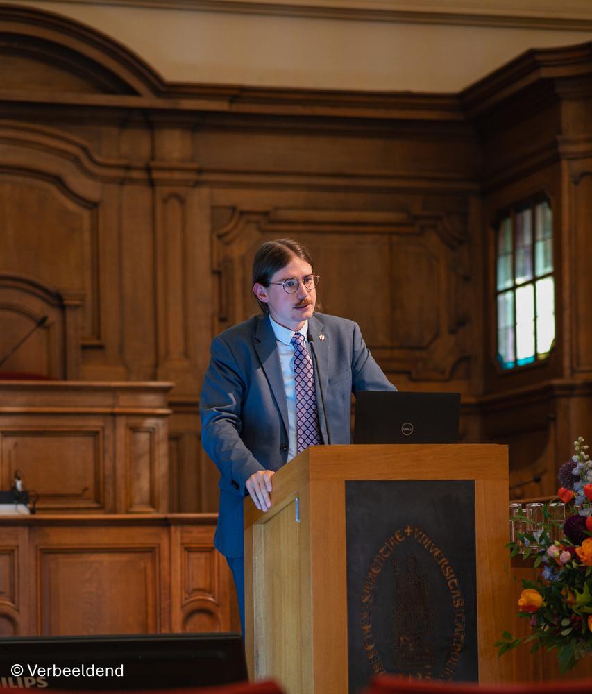 VVTh-webinar met Jens Van Rompaey over "het nog steeds hete hangijzer synodaliteit in de katholieke kerk"